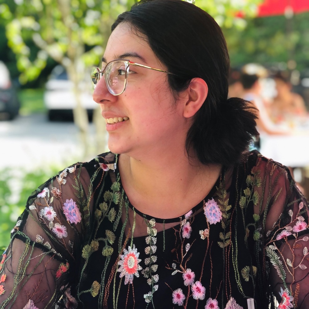 Meet your Posher, Angela